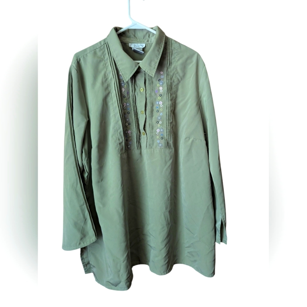 Brylane woman Collection  green embroidery tunic top long sleeve 1X